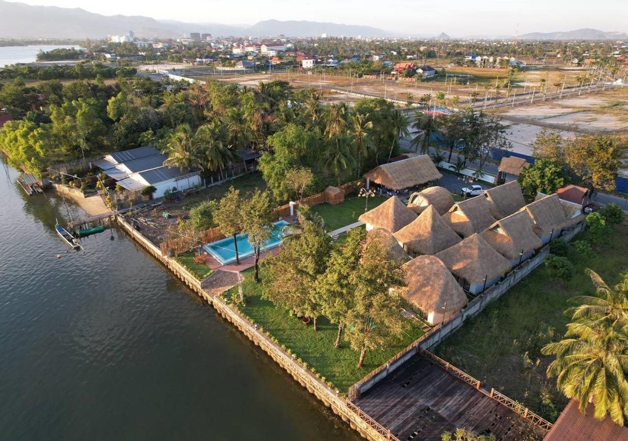 Sea Sand Resort Kâmpôt Zewnętrze zdjęcie