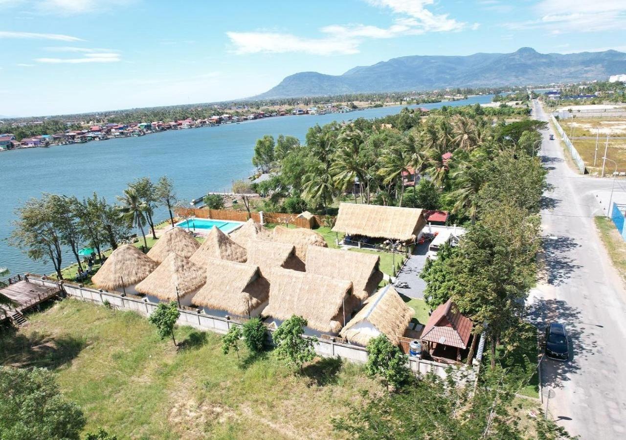 Sea Sand Resort Kâmpôt Zewnętrze zdjęcie