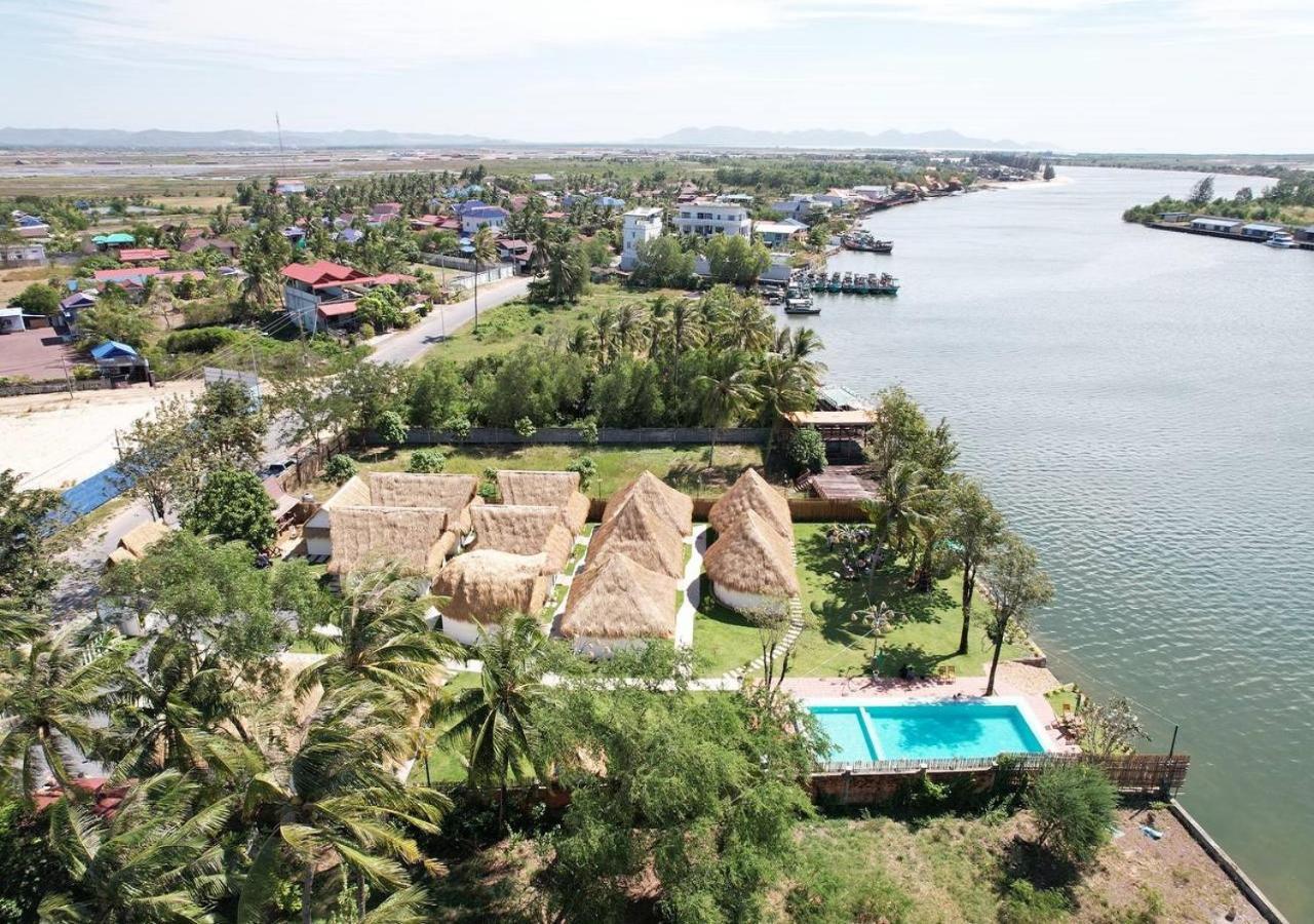 Sea Sand Resort Kâmpôt Zewnętrze zdjęcie
